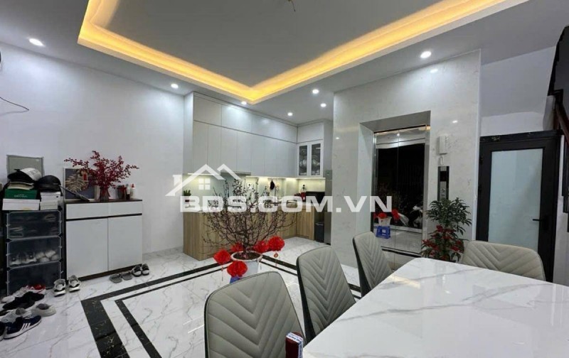 Nhà Đẹp Gần Đường Ô TÔ, Thang Máy Trương Định, Hai Bà Trưng 34m, 5 tầng, mt 5.5m, giá 7.98 tỷ.