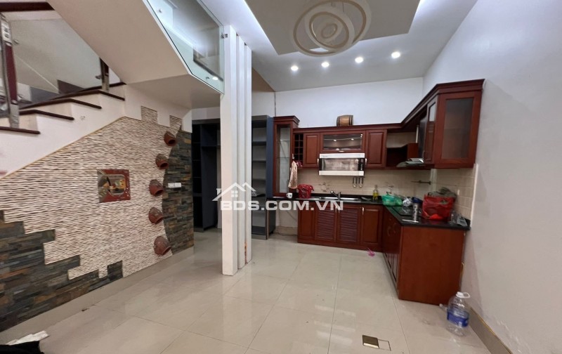 Nhà Đẹp Phân Lô, Ô TÔ Chạy Vòng Quanh, Phố Vọng, Hai Bà Trưng 80m, 5 tầng, mt 5m, giá 31.5 tỷ.