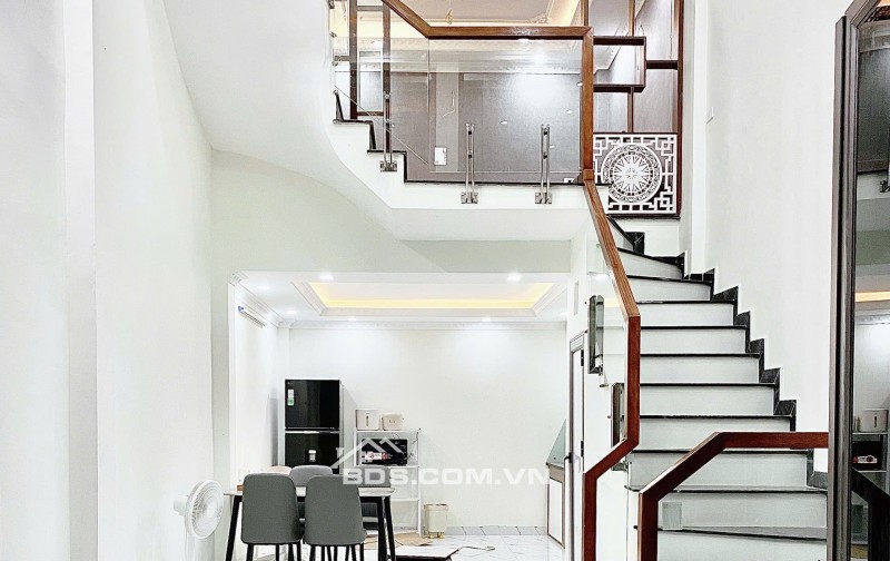 Bán nhà phố Tựu Liệt, Tam Hiệp, Thanh Trì s:38*5 tầng,Full nội thất chỉ nhỉnh 6 tỉ.