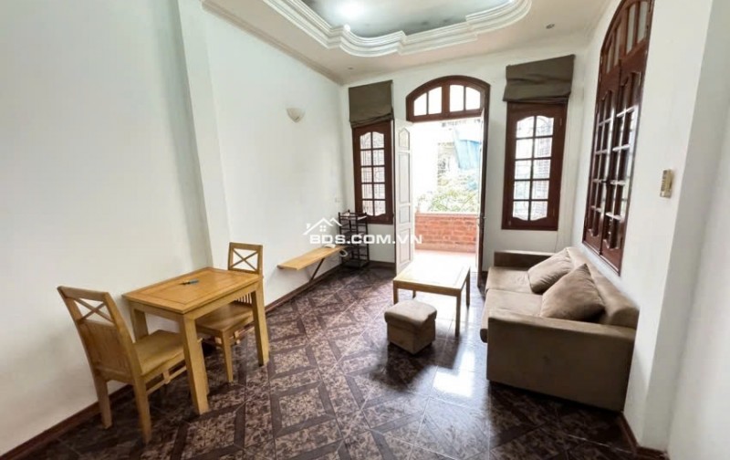 Cho thuê Căn CCMN tại Ngõ 105 Thụy Khuê Tây Hồ. Ban công View cực thoáng. Chỉ 7tr