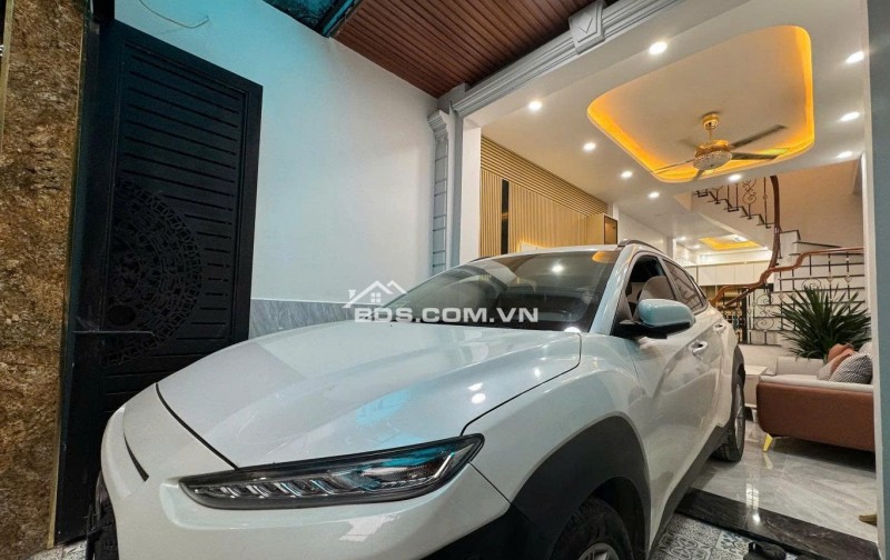 Bán Nhà Phố Chùa Láng - 2 Thoáng - Ở Ngay - Full Nội Thất - 46m, 4Tầng - Chỉ 10.9 Tỷ.
