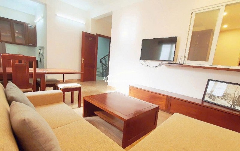 Cho thuê Căn hộ dịch vụ 1N,1K siêu rộng Full đồ tại Ngõ 189 Hoàng Hoa Thám, Ba Đình. Chỉ 10tr