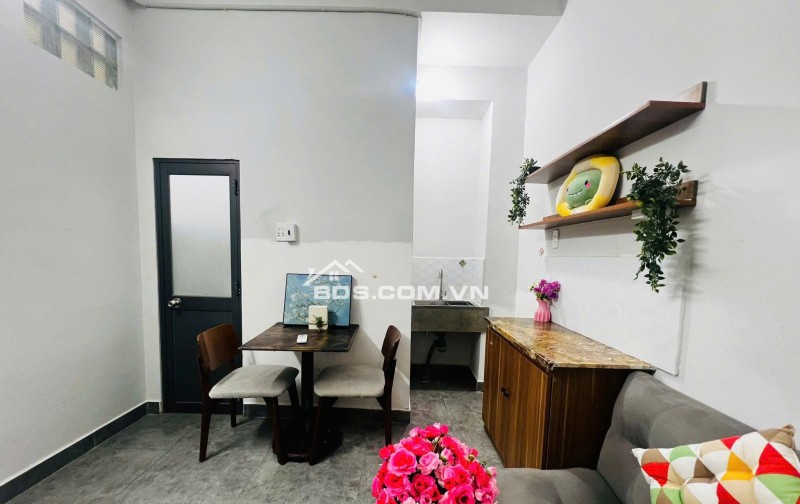 CHDV, Lê Hồng Phong, P12, Q10. 5tr/tháng, 25m2, có cửa sổ.