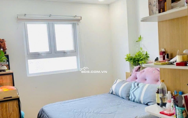 Celadon City, Tân Kỳ, TP: 2p ngủ, 2WC, 70m2, full nội thất 11tr/th.