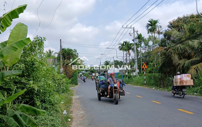 Bán 2 lô đất MẶT TIỀN gần Quãng trường Mỹ Tho.