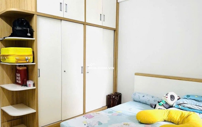 Chung cư Phúc Yên, Phan Huy Ích, P15, TB, 75m2, 2PN, 10tr/tháng.