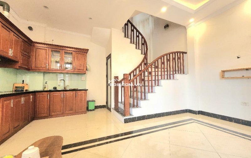 ĐÓN ĐẦU ĐẦU TƯ! Nhà LÔ GÓC Thạch Bàn - Ra mặt đường lớn sau quy hoạch - SỔ ĐỎ CHÍNH CHỦ