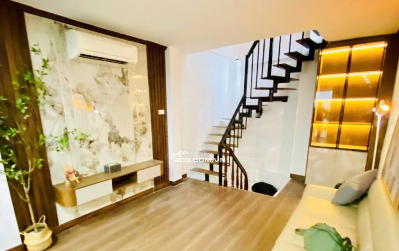 THÁI HÀ - Ô TÔ TRÁNH - KD - 6 TẦNG MỚI ĐẸP