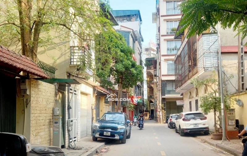 Bán gấp nhà mặt phố Phùng Chí Kiên – chỉ 25 tỷ ++ sổ hoa hậu