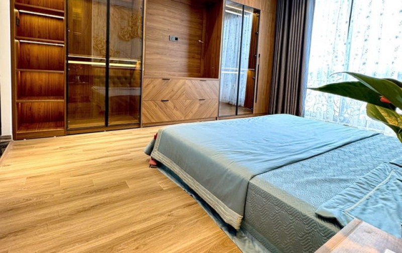 Bán Gấp Siêu Phẩm Nhà Yên Hòa, Cầu Giấy 40m2 – 5 Tầng – MT  5m – Giá chỉ 8 tỷ