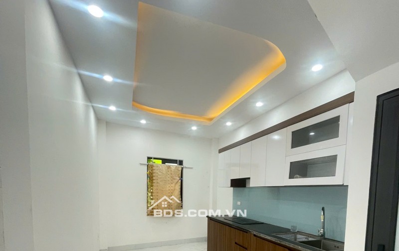 4 tỷ nhà Ngọc hồi, Thanh Trì, 40m2 xây 3 tầng , full công năng - ngõ nông ,gần ô tô.