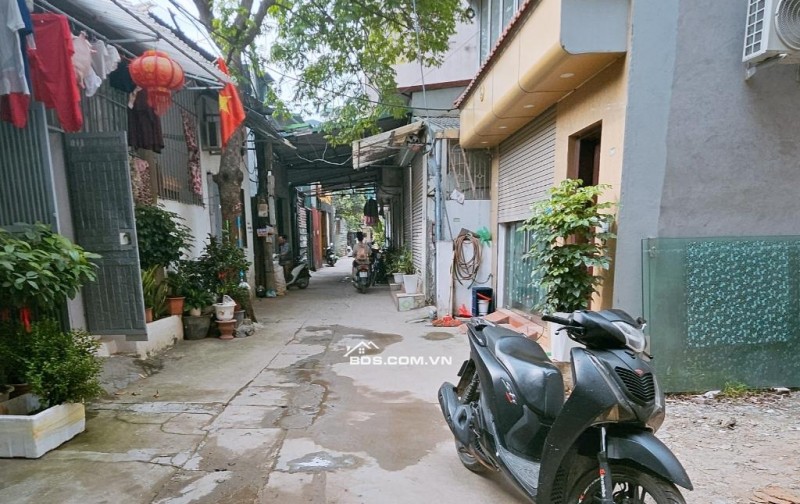 chính chủ b.á.n đất phân lô Triều Khúc oto ngủ trong đất 50m, tương lai mặt đường Lương Thế Vinh kéo dài. diện tích 50m chỉ 13.xt
