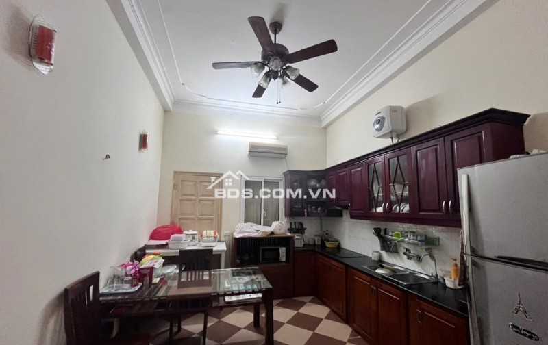 Bán nhà phân lô - dân xây  - tt Văn điển, Thanh Trì, 2 mặt ngõ  64m* 4 tầng ,ô tô thông chi 8 tỉ.