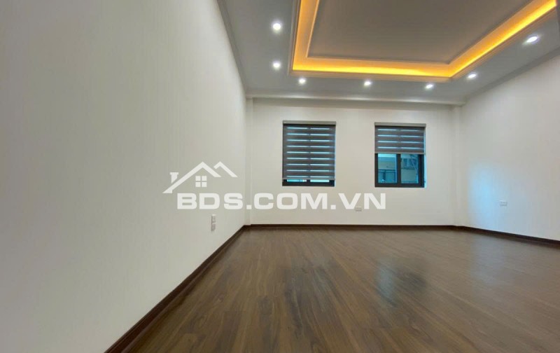 : NHÀ ĐẸP VŨ TÔNG PHAN MẶT NGÕ KINH DOANH,2 THOÁNG TRƯỚC SAU,NGÕ Ô TÔ THÔNG 37M, GIÁ 12,5 tỷ
