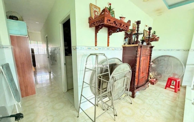 Bán Nhà 1 Trệt 1 Lửng Mặt Tiền Đường Bê Tông Tại Ấp 3, xã Tân Bửu, Bến Lức, Long An