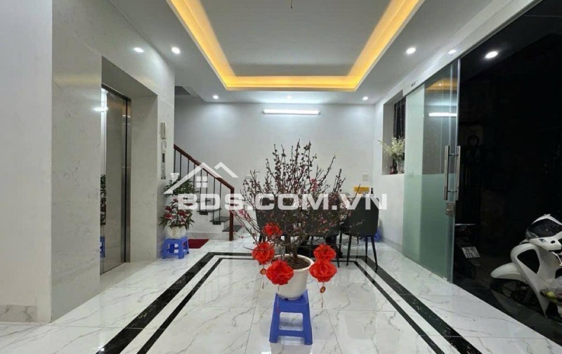 Nhà Đẹp Gần Đường Ô TÔ, Thang Máy Trương Định, Hai Bà Trưng 34m, 5 tầng, mt 5.5m, giá 7.98 tỷ.