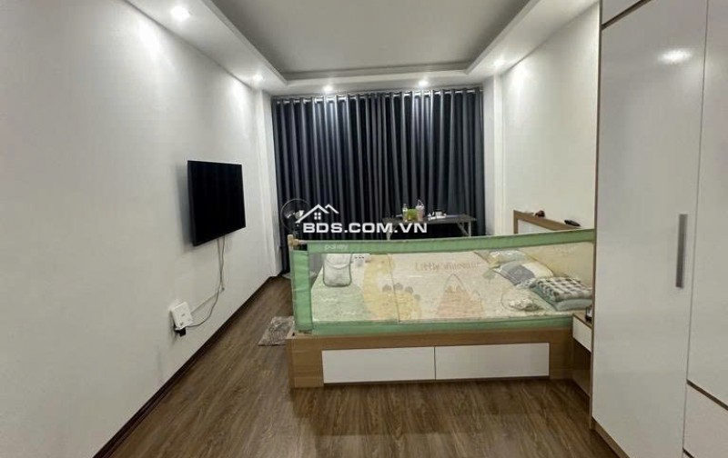 Bán Nhà Phố Kim Giang, Thanh Xuân - Gần Phố - 3 gác Tránh - 33m, 5Tầng. Nhỉnh 7 Tỷ.