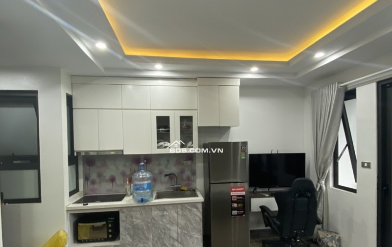 Cho thuê Căn hộ dịch vụ giá rẻ View hồ tại Ngõ 193 Phố Trích Sài, Tây Hồ. Chỉ 6.5tr