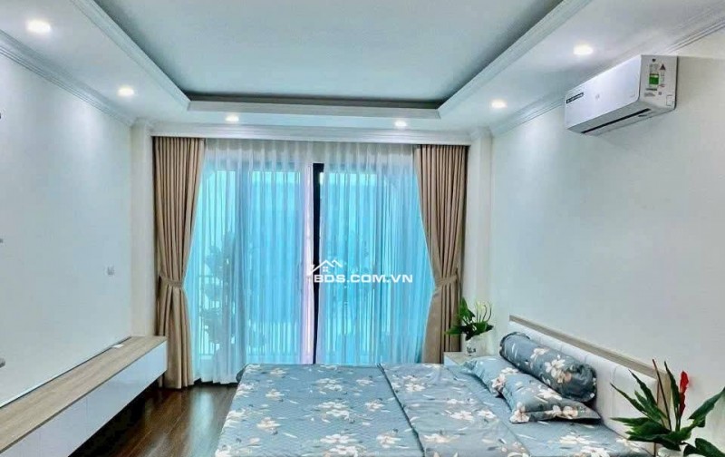 Nhà Đẹp Kinh Doanh VP Nguyễn Văn Huyên, Cầu Giấy 45m, 7 tầng, mt 4m, giá 19.5 Tỷ.