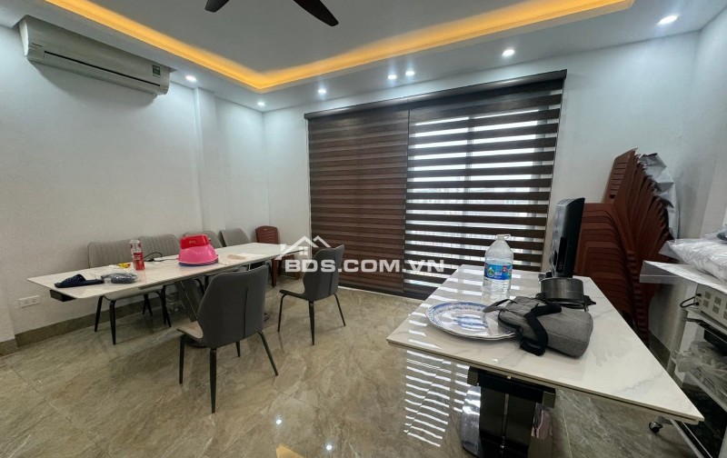Nhà Đẹp Mặt Phố Kinh Doanh Tây Sơn, Đống Đa 35/40m, 8 tầng, mt 5,2m, giá 28.2 tỷ