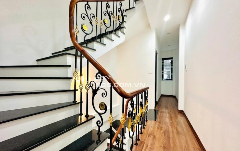  #HOA_HẬU MINH KHAI - 5 TẦNG - NHỈNH 8 TỶ - DT 42m2 - GIAO NGÃ TƯ CHỢ MƠ TRƯƠNG ĐỊNH - AN NINH CAO