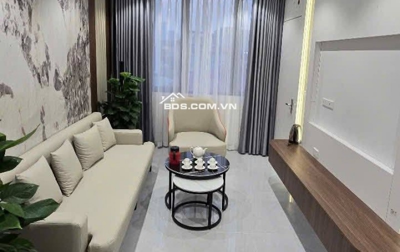 Nhà Đẹp Kinh Doanh, Thang Máy, Ngõ Văn Chương, Đống Đa 25m, 5 tầng, mt 4.5m, giá 7.79 tỷ