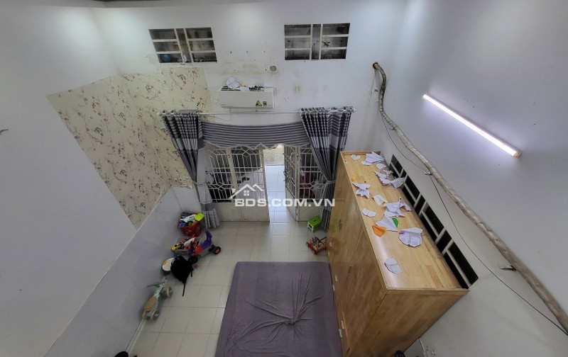 Nhà 2 tầng Hiệp Bình Chánh Thủ Đức, ngang 5m, giá 4.35 tỷ còn thương lượng