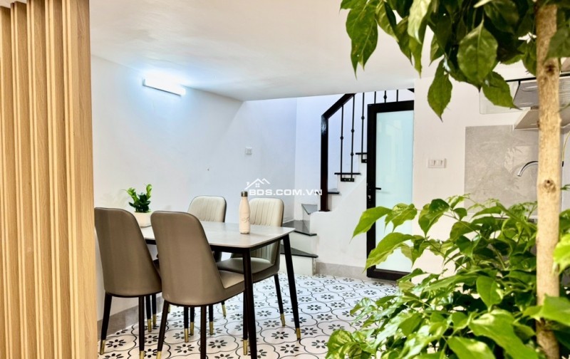 THÁI HÀ - Ô TÔ TRÁNH - KD - 6 TẦNG MỚI ĐẸP