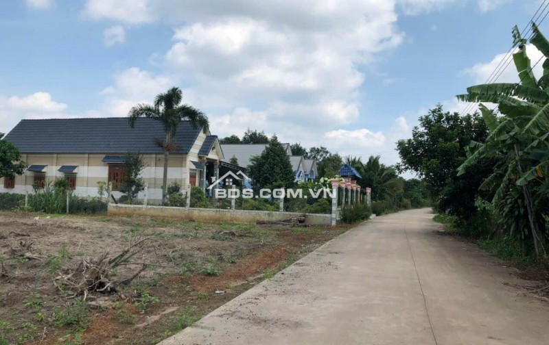 (Đã xác thực) 2 LÔ (10X40)=400M2 SHR THỔ CƯ, ĐƯỜNG 18M THÔNG RA CHỢ GIÁ 165TR