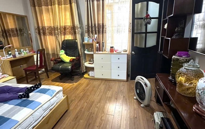 Bán nhà riêng tại Võng Thị, Tây Hồ, Hà Nội, 20,9 tỷ, 90m2, giá siêu hời