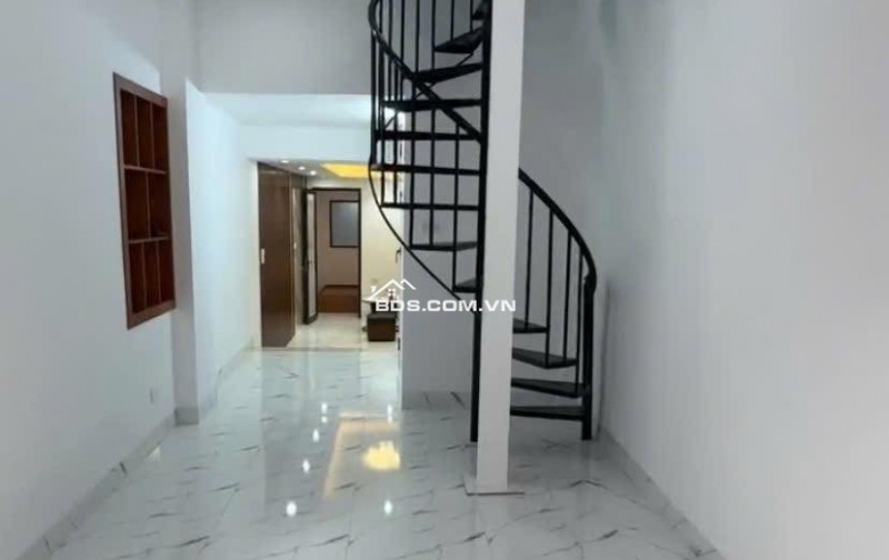 Bán nhà mặt ngõ kinh doanh Hà Nội. Ngõ 67 Thái Thịnh.