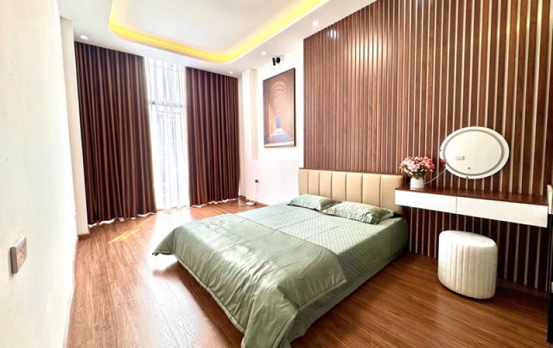 Bán Gấp Siêu Phẩm Nhà Lô Góc Gần Ô Tô  Mễ Trì Hạ 40m2 – 5 Tầng  - Chỉ 7 tỷ