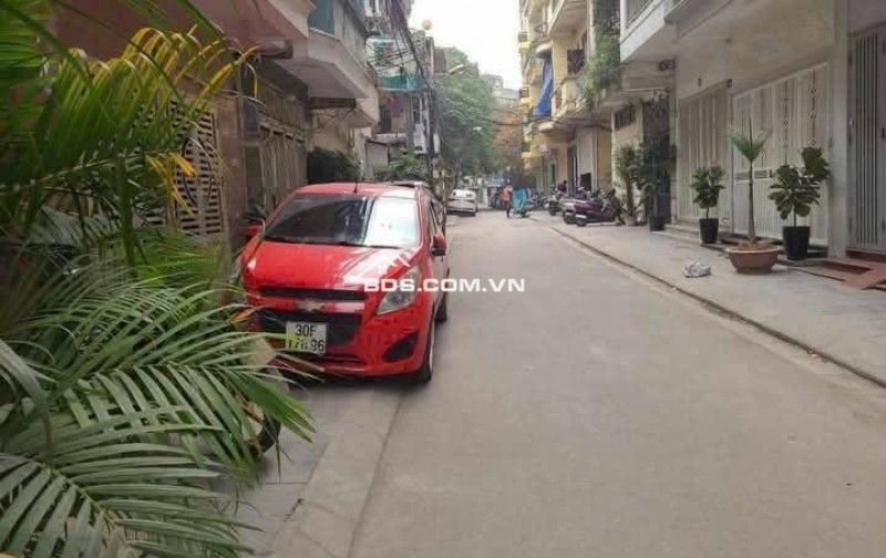 Nhà Đẹp, Thang Máy Võ Thị Sáu, Hai Bà Trưng 40m, 7 tầng, mt4m, giá 17.8 tỷ