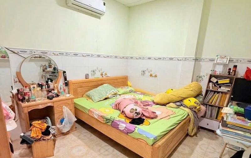 Bán Nhà 1 Trệt 1 Lửng Mặt Tiền Đường Bê Tông Tại Ấp 3, xã Tân Bửu, Bến Lức, Long An