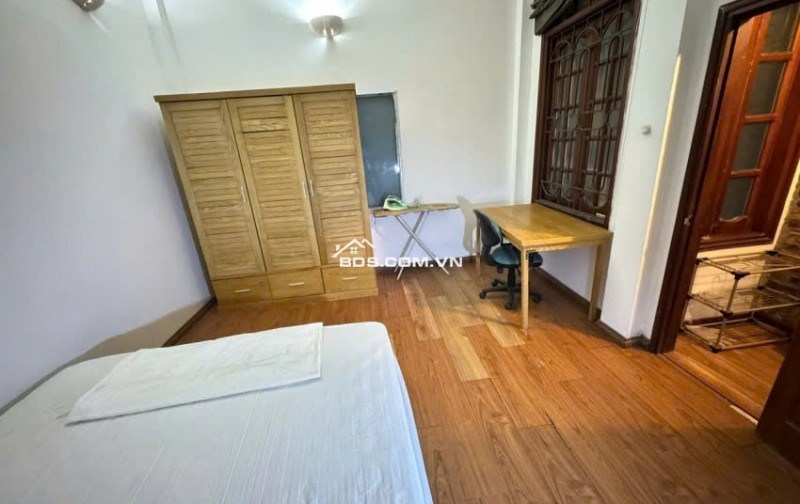 Cho thuê Căn CCMN tại Ngõ 105 Thụy Khuê Tây Hồ. Ban công View cực thoáng. Chỉ 7tr
