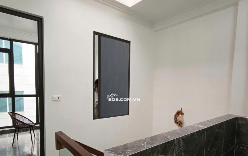 Bán Nhà Phố Chùa Láng - 2 Thoáng - Ở Ngay - Full Nội Thất - 46m, 4Tầng - Chỉ 10.9 Tỷ.
