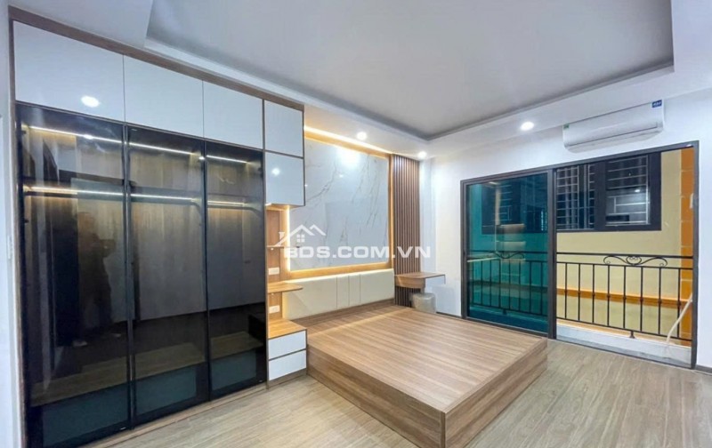 Bán Nhà Định Công Thượng, Hoàng Mai - Gần Phố - Full Nội Thất - 38m, 5Tầng. Nhỉnh 7 Tỷ.