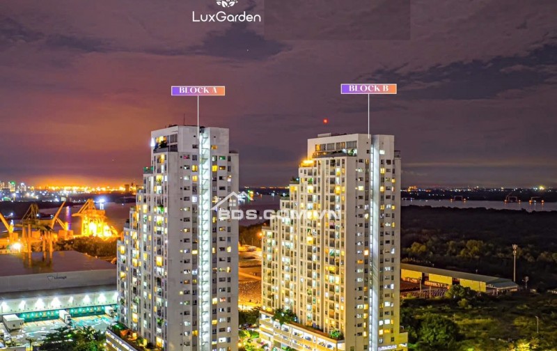 Bán Gấp Shop House Luxgarden Quận 7
