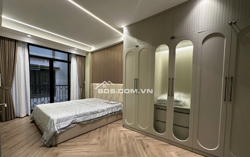 Nhà Đẹp Kinh Doanh, Thang Máy, Chợ Khâm Thiên 34m, 7 tầng, mt 6m, giá 12 tỷ