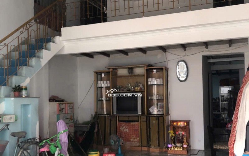 Nhà Giá rẻ nhứt TP Mỹ Tho, Phường 6  gần cầu Rạch Miễu..hẻm xe hơi.