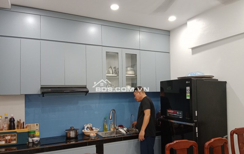 Nhà Đẹp Ô TÔ Đỗ Cửa Nguyễn Chính, Hoàng Mai 48m, 2 tầng, mt 5m, giá 3.35 tỷ.