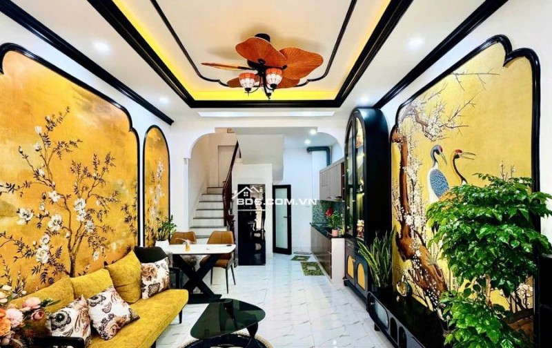 Nhà Đẹp Gần Đường Dương Văn Bé, Hai Bà Trưng  33m, 5 tầng, mt 3.6m, giá 7.95 tỷ