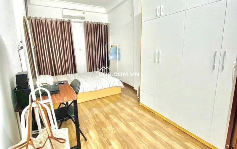 Nhà Đẹp Chợ Khâm Thiên, Đống Đa 24m, 4 tầng, mt 3m, giá 5.9 tỷ