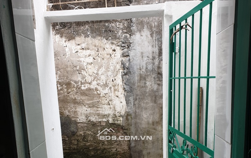 BÁN NHÀ 590 TRIỆU 1 TẦNG 22M2 ( ĐÔNG NAM ) NGÕ PHỐ BẾN THÓC