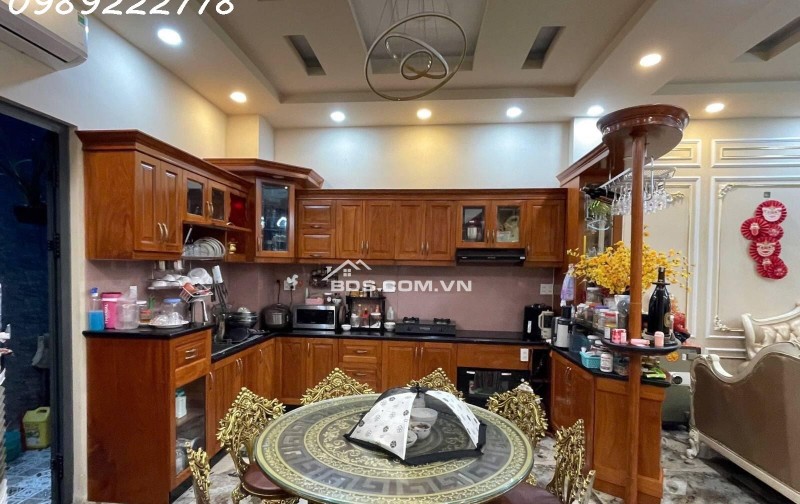 BIỆT THỰ [#QUẬN_10]- LÔ GÓC 2 MẶT TIỀN - CỰC KỲ ĐẲNG CẤP - 73M2 - HẺM Ô TÔ - NỘI THẤT CAO CẤP.