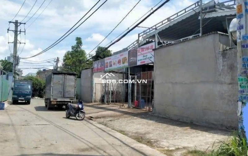 Bán nhà mặt tiền full thổ cư 24x78m giá 115 tỷ Đường Lê Thị Hà
