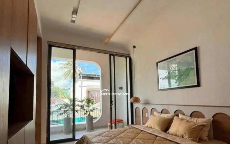 Chủ đi nước ngoài cần bán gấp nhà đường Nguyễn Hữu Trí Bình Chánh