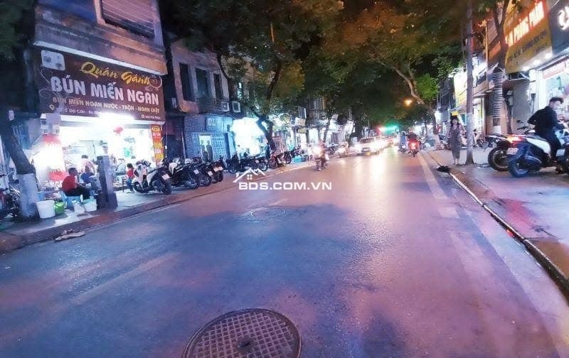 Bán Đất Phố Đội Cấn- BA ĐÌNH. 85m2 =12 Tỷ. 141TR/1M2. SỔ Vuông