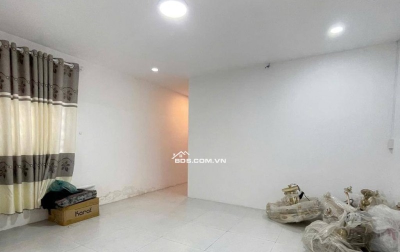 NHÀ 2 TẦNG GIÁ HỜI - 46M2, ÔNG BÍCH KHIÊM, QUẬN 11 - CHỈ 5 TỶ!