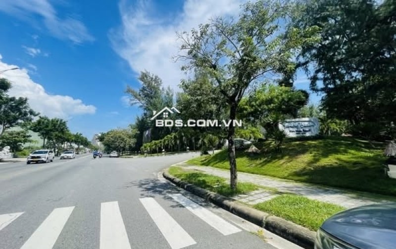 Biệt thự VIP 3 tầng 360m2- Mộc Sơn -Biển Non Nước - Giá chỉ 22 tỷ